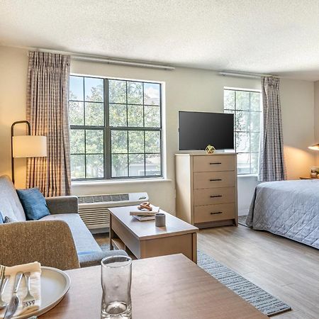 Intown Suites Extended Stay Greensboro Nc - Airport Eksteriør bilde